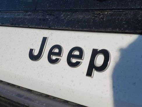 New 2026 Jeep Grand Wagoneer 4WD image 10