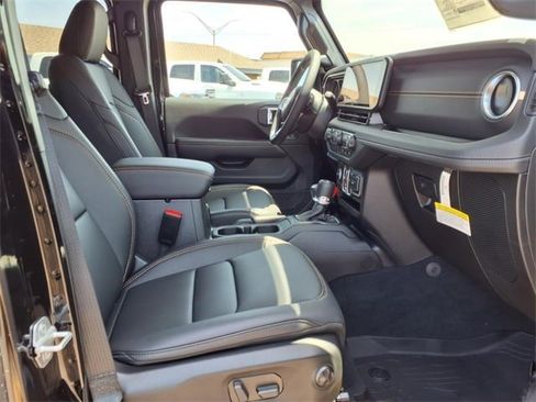 New 2025 Jeep Wrangler Unlimited Sahara image 16