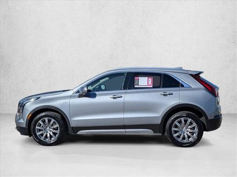 Used 2023 Cadillac XT4 Premium Luxury image 8