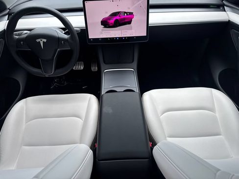 Used 2023 Tesla Model Y Performance AWD/4WD image 20