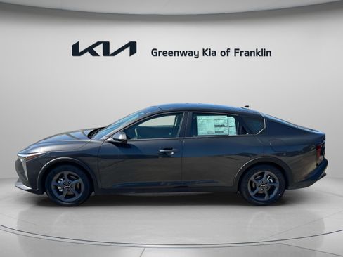 New 2025 Kia K4 LXS image 4