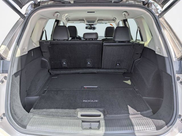 Used 2024 Nissan Rogue SL AWD/4WD image 12
