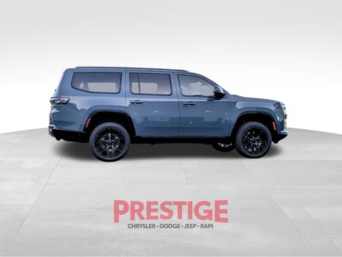 New 2026 Jeep Grand Wagoneer Limited AWD/4WD image 4