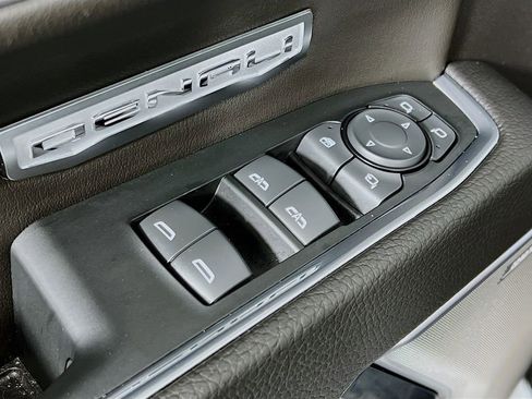 Used 2024 GMC Sierra 1500 Denali w/ Technology Package image 34