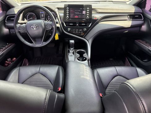 Used 2021 Toyota Camry SE FWD image 13