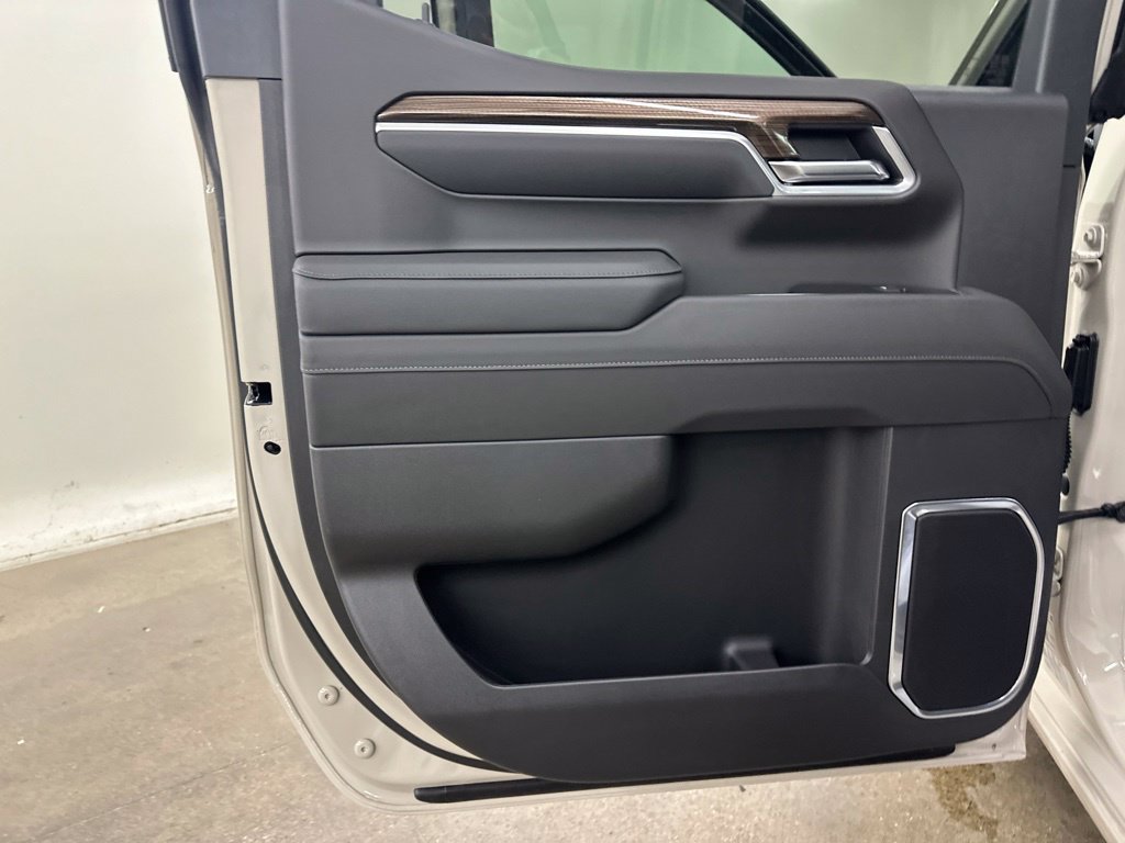 New 2026 Chevrolet Silverado 1500 RST AWD/4WD image 28