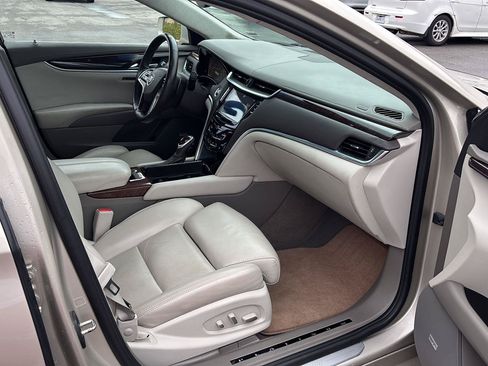 Used 2014 Cadillac XTS Platinum AWD/4WD image 25