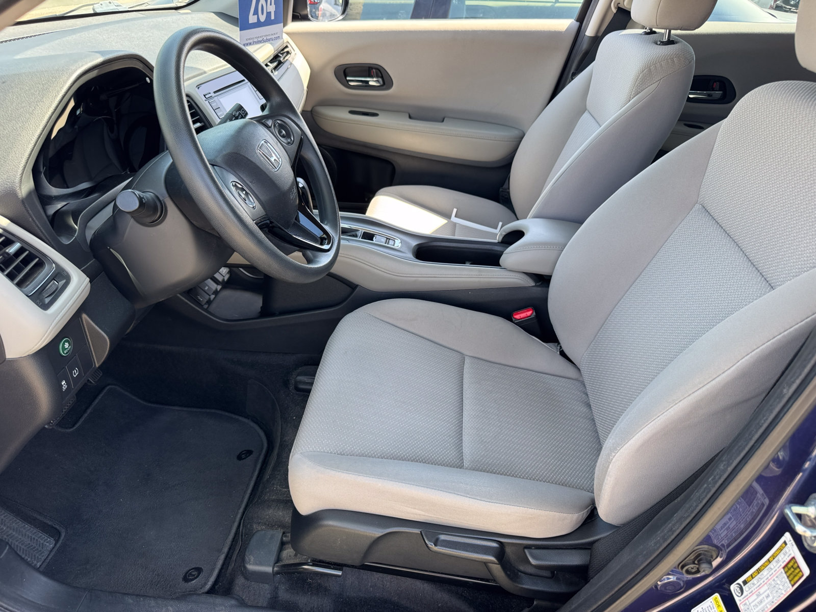 Used 2016 Honda HR-V LX image 3