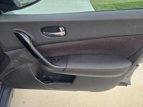 Used 2011 Nissan Maxima 3.5 S FWD image 16