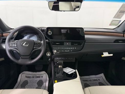 New 2025 Lexus ES 350 w/ Premium Package image 22