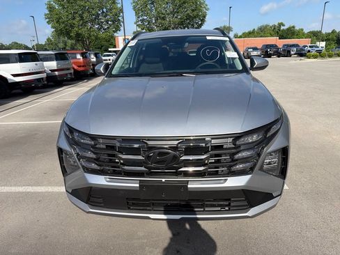 Used 2025 Hyundai Tucson SEL AWD/4WD image 16