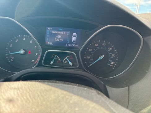 Used 2014 Ford Focus SE w/ SE Winter Package image 11