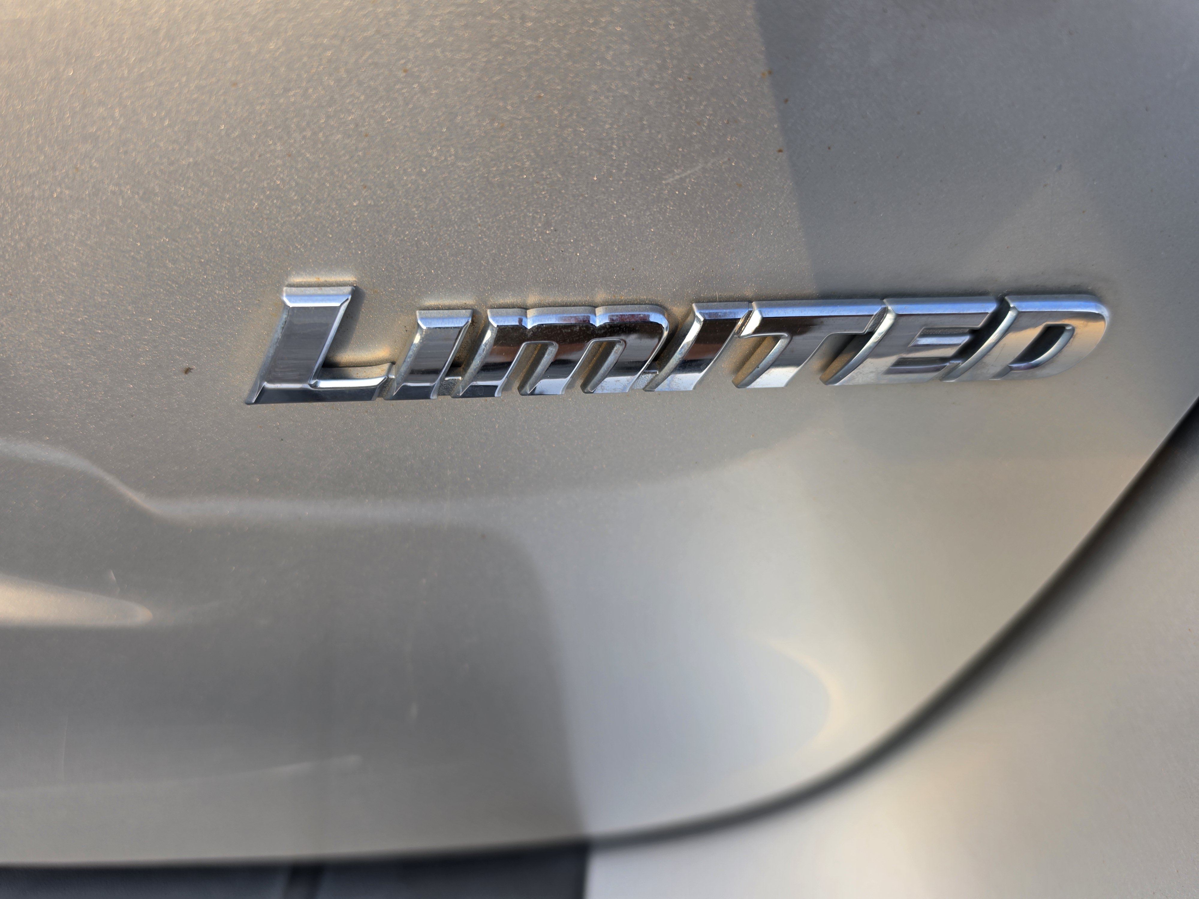Used 2012 Toyota Highlander Limited AWD/4WD image 9