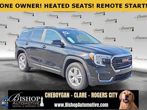 Used 2024 GMC Terrain SLE w/ Driver Convenience Package image 1