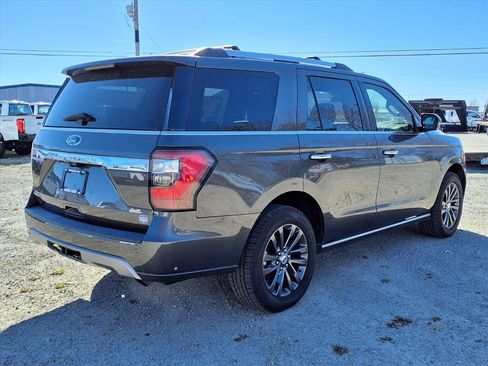Used 2021 Ford Expedition Limited image 2