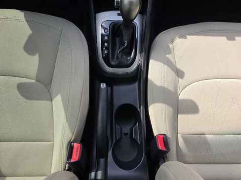 Used 2013 Kia Rio EX image 34