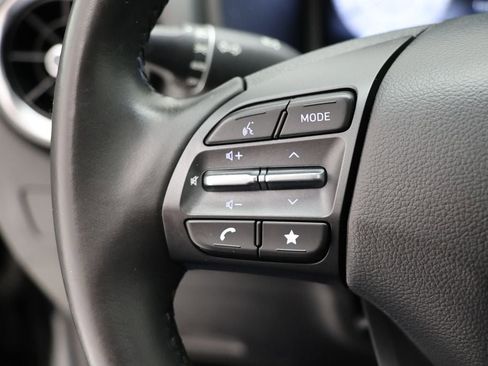 Used 2023 Hyundai Kona Limited image 19