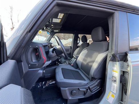 Used 2022 Ford Bronco Big Bend image 9