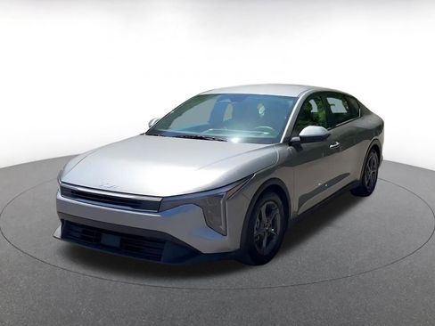 Used 2025 Kia K4 FWD image 8