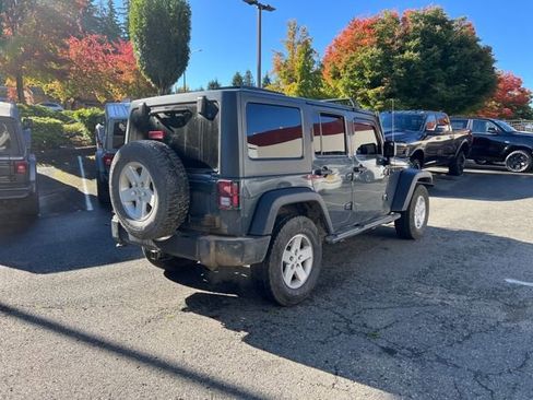Used 2018 Jeep Wrangler Unlimited Sport S image 6