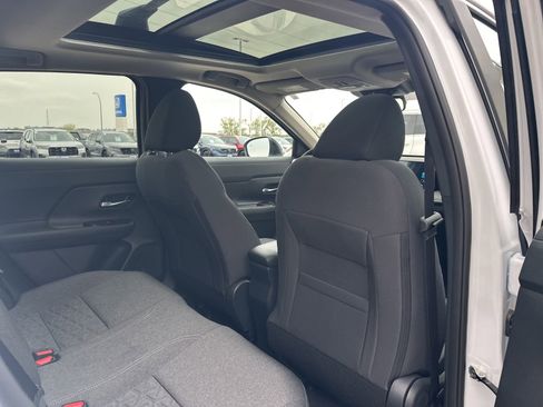 Used 2026 Nissan Kicks SV w/ SV Premium Package AWD/4WD image 24