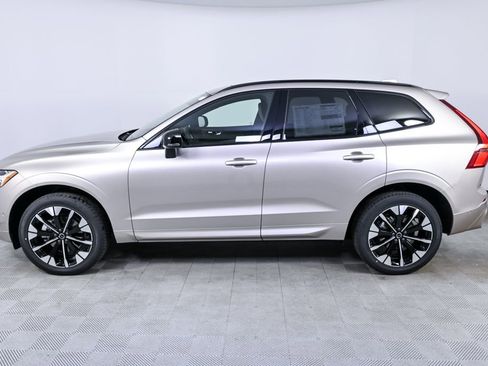 New 2026 Volvo XC60 B5 Plus w/ Climate Package image 2