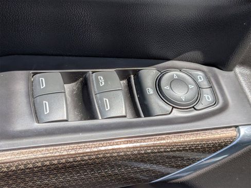 Used 2020 Chevrolet Silverado 1500 RST w/ All-Star Edition image 14