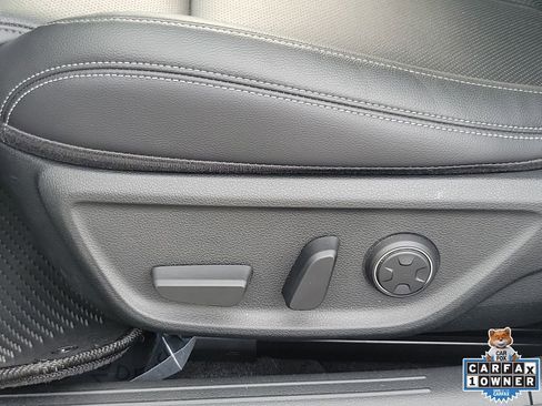Used 2026 Genesis G70 2.5T RWD image 21