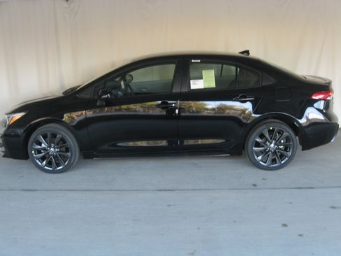 New 2026 Toyota Corolla SE image 4