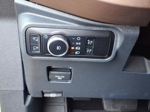 Certified 2024 Ford Bronco Heritage Edition image 17