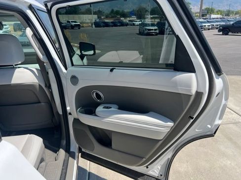 Used 2026 Hyundai Palisade Limited AWD/4WD image 27