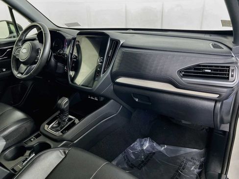 Used 2025 Subaru Forester Limited AWD/4WD image 31