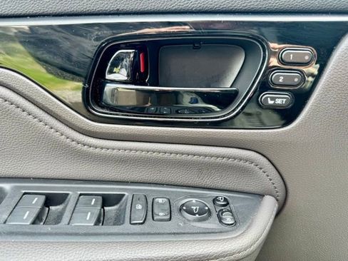 Used 2019 Honda Odyssey Elite image 14