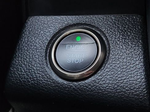 Used 2018 Ford F150 Raptor w/ Equipment Group 802A Luxury AWD/4WD image 28