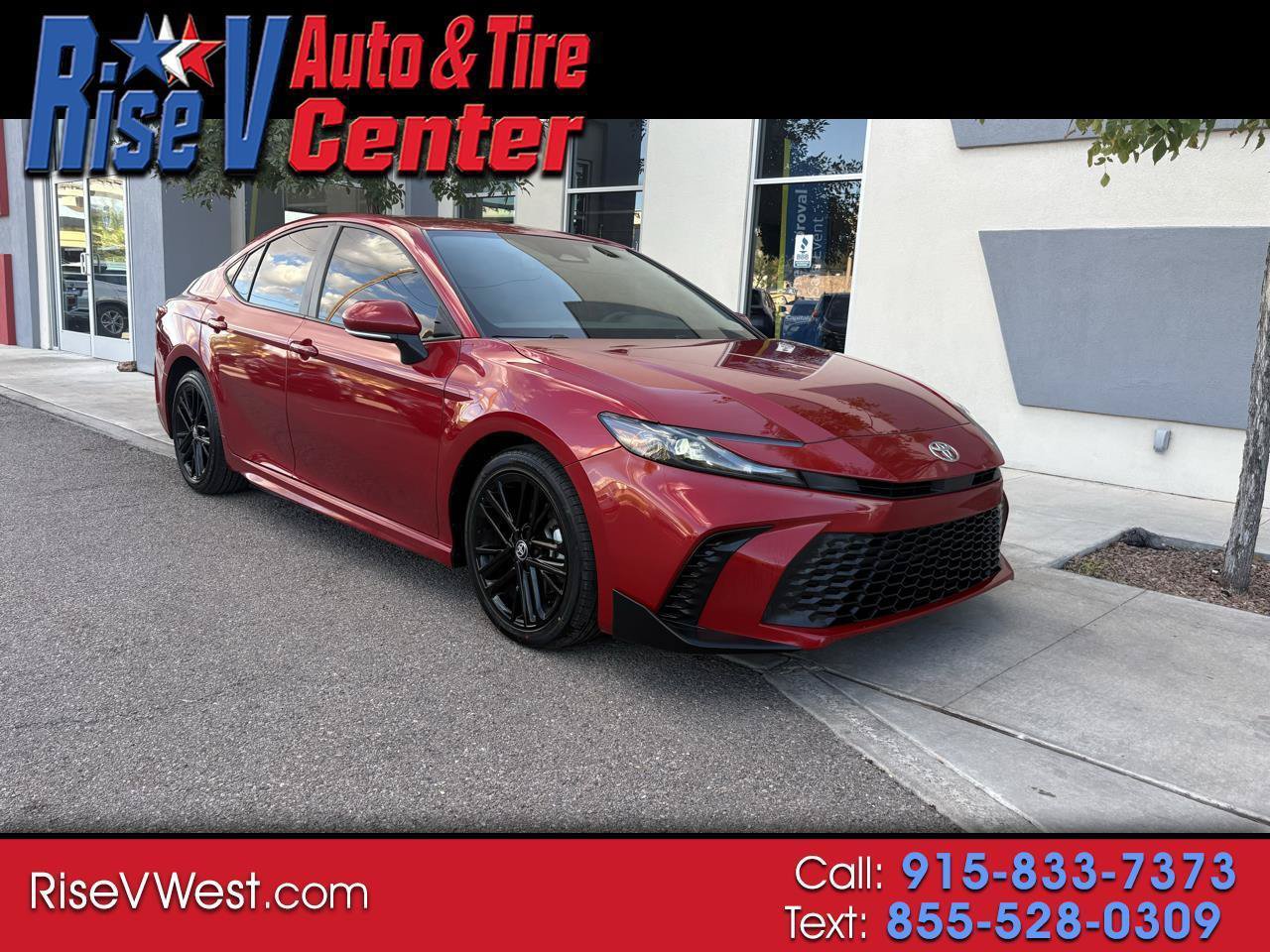 Used 2025 Toyota Camry SE w/ Convenience Package FWD image 1
