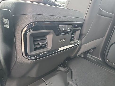 Used 2026 GMC Sierra 2500 AT4 w/ AT4 Premium Plus Package image 14