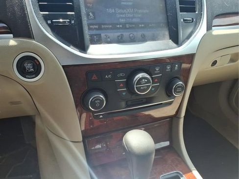 Used 2011 Chrysler 300 Limited w/ Luxury Group RWD image 19