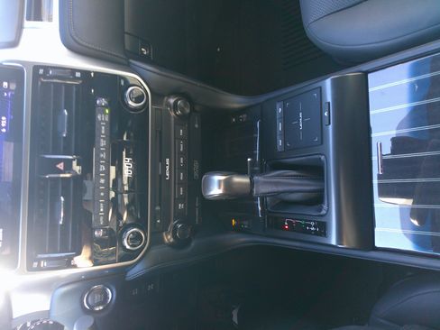 Used 2023 Lexus GX 460 Premium image 27