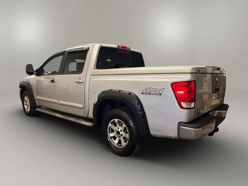 Used 2004 Nissan Titan LE w/ (SAB) Side-Airbag Pkg image 5