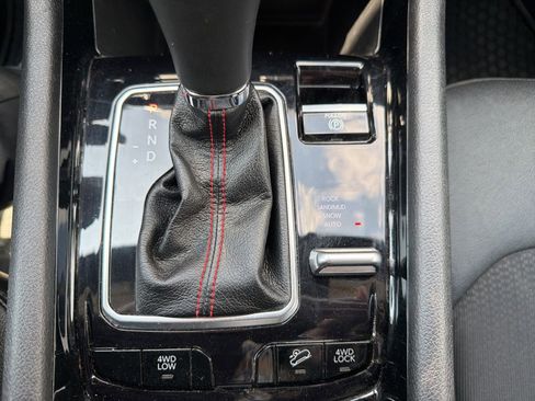 Used 2024 Jeep Compass Trailhawk AWD/4WD image 15