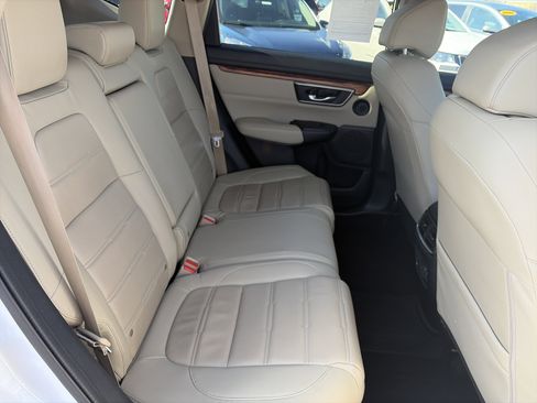 Used 2019 Honda CR-V Touring image 17
