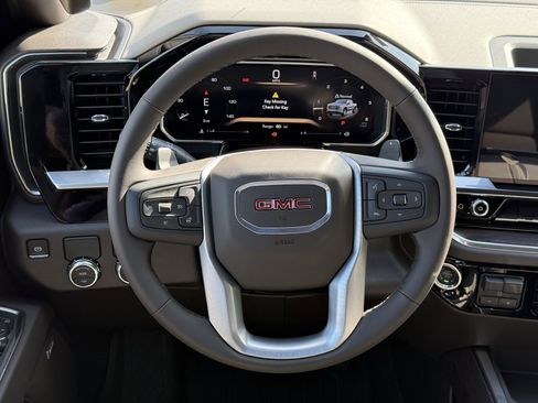 New 2026 GMC Sierra 1500 SLT image 12