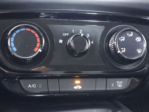 Used 2021 Honda HR-V LX image 20