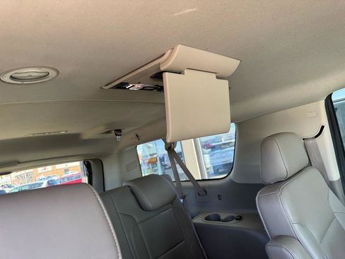 Used 2016 Chevrolet Suburban LTZ image 13