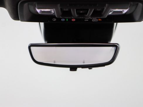 Used 2025 GMC Sierra 1500 Denali Ultimate image 24