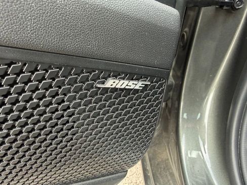 Used 2024 Hyundai Elantra Limited image 9