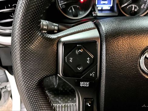 Used 2023 Toyota Tacoma TRD Off-Road image 22