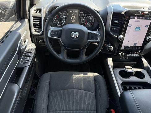 Used 2024 RAM 2500 Big Horn w/ Night Edition AWD/4WD image 15