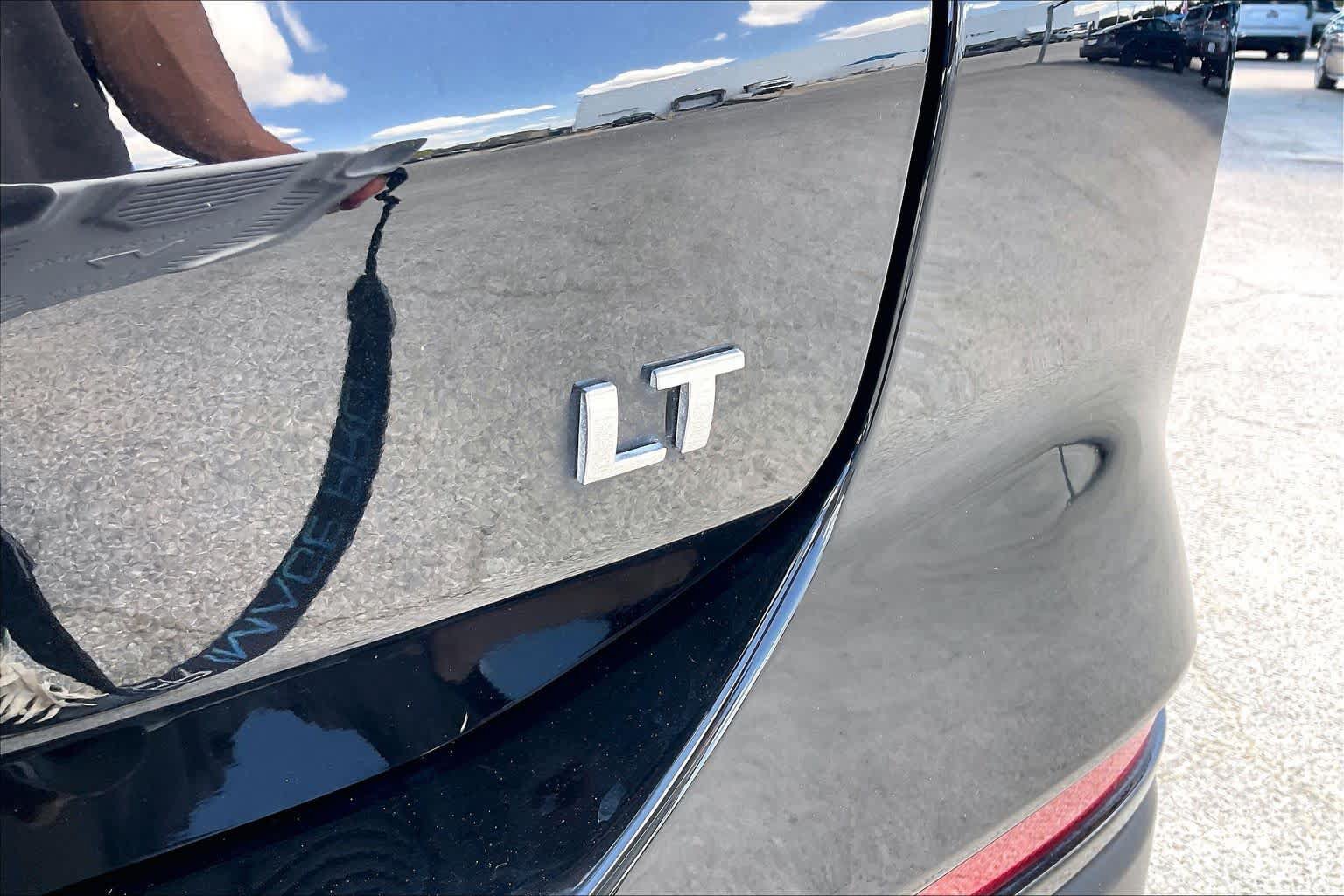 Used 2024 Chevrolet Equinox LT FWD image 10