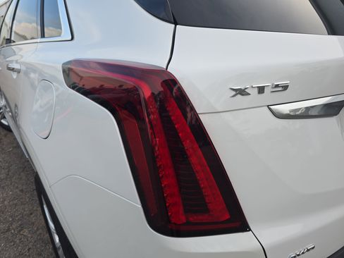 Used 2023 Cadillac XT5 Luxury AWD/4WD image 32